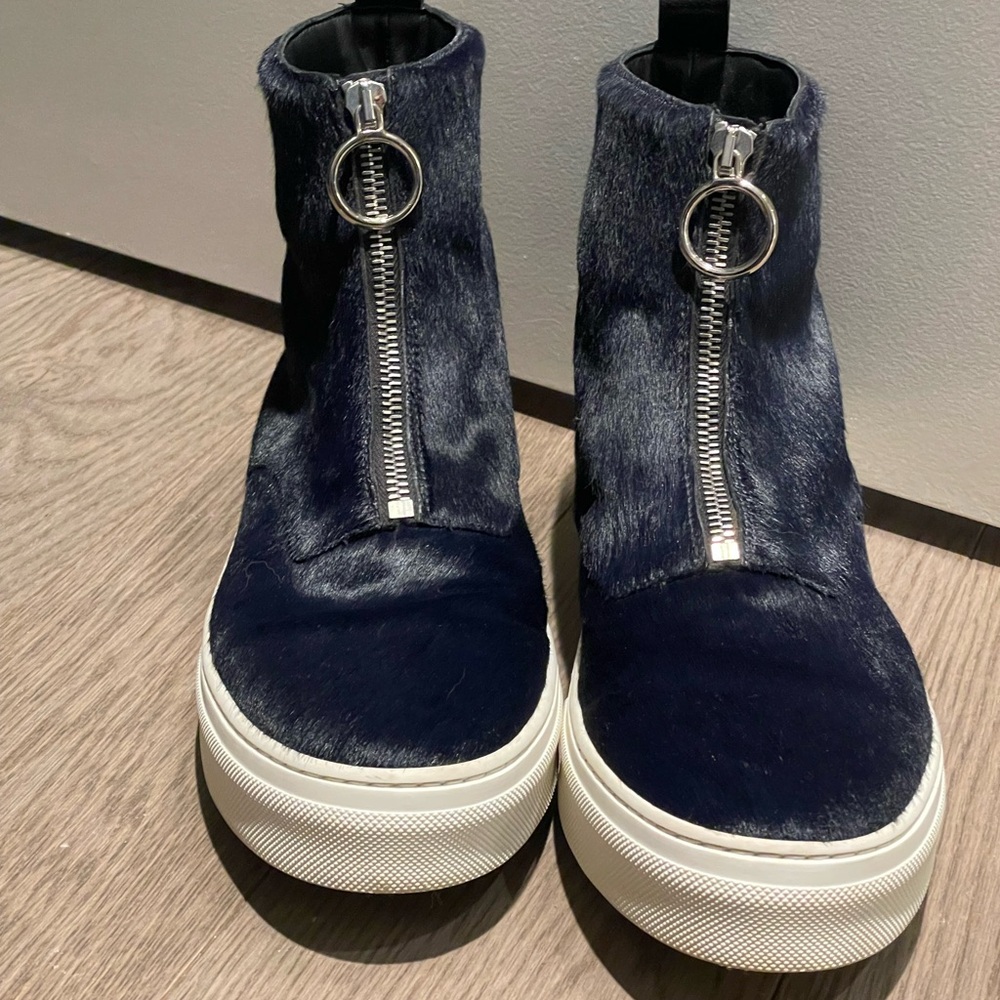 Old céline blue pony hair zip up sneaker never worn before EU 38.5